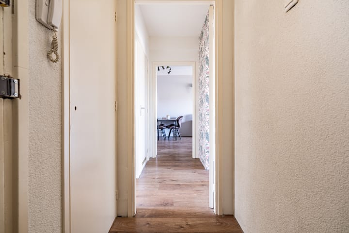 Photo 22 of Bachstraat 560