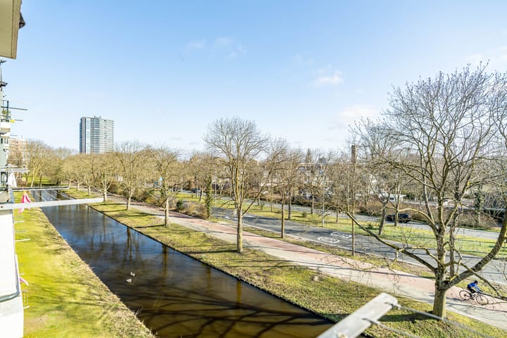 Photo 30 of Bachstraat 560