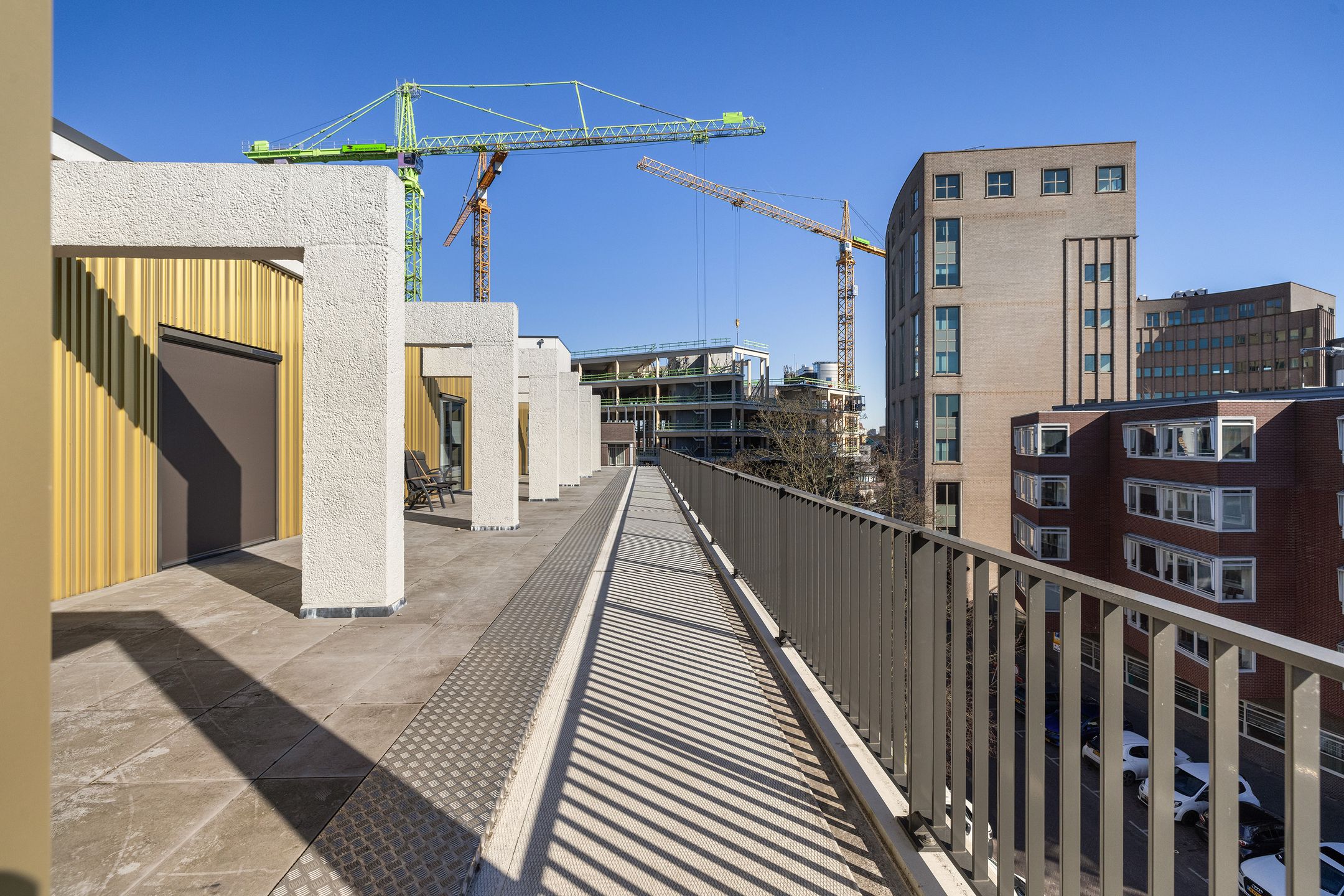 Photo 6 of Van Godewijckstraat 15-P