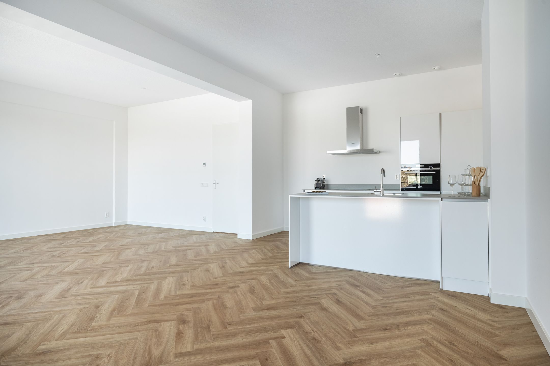 Photo 12 of Van Godewijckstraat 15-P