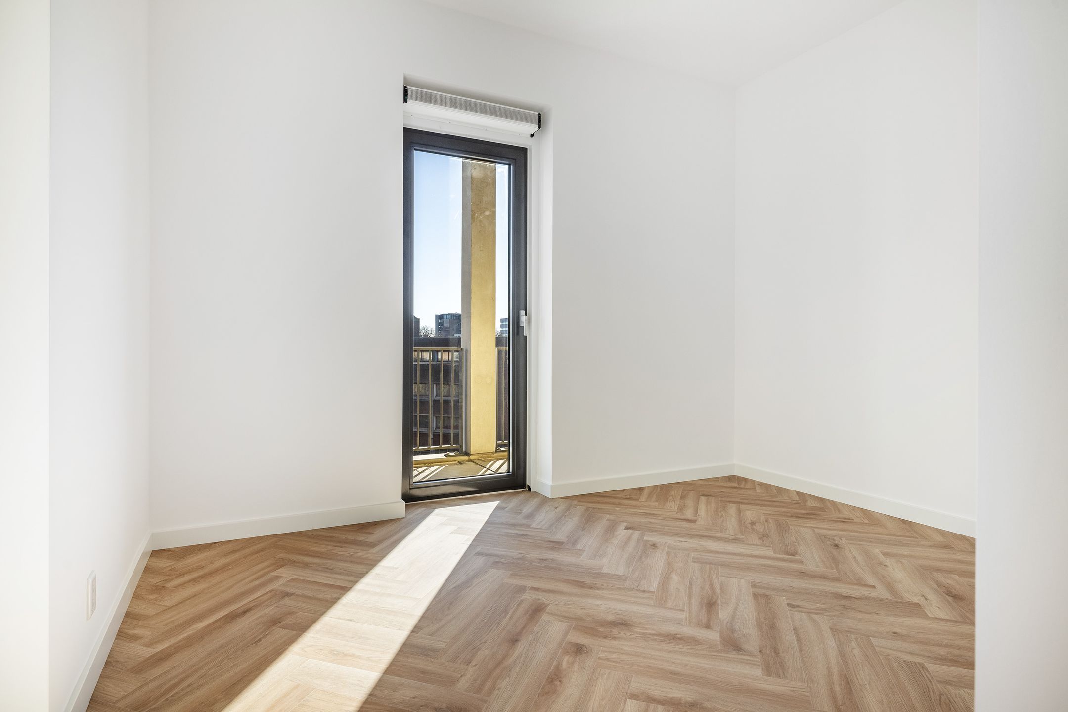 Photo 21 of Van Godewijckstraat 15-P