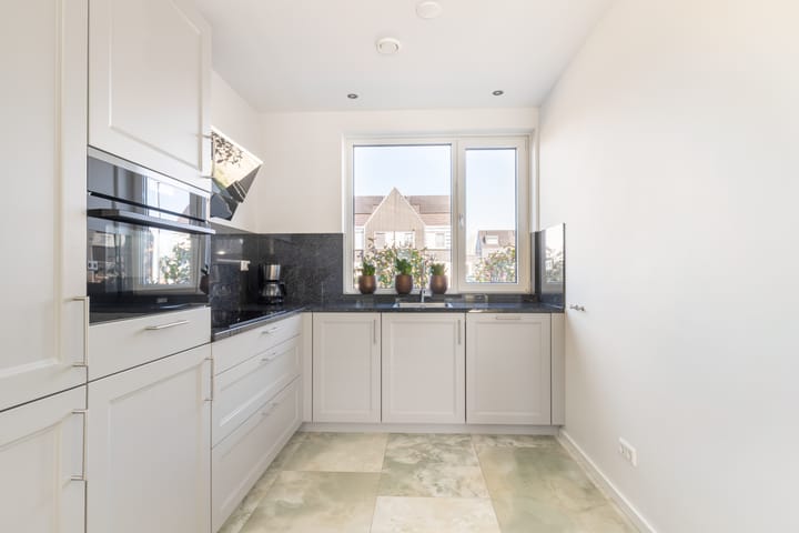 Photo 11 of Koolzaad 33