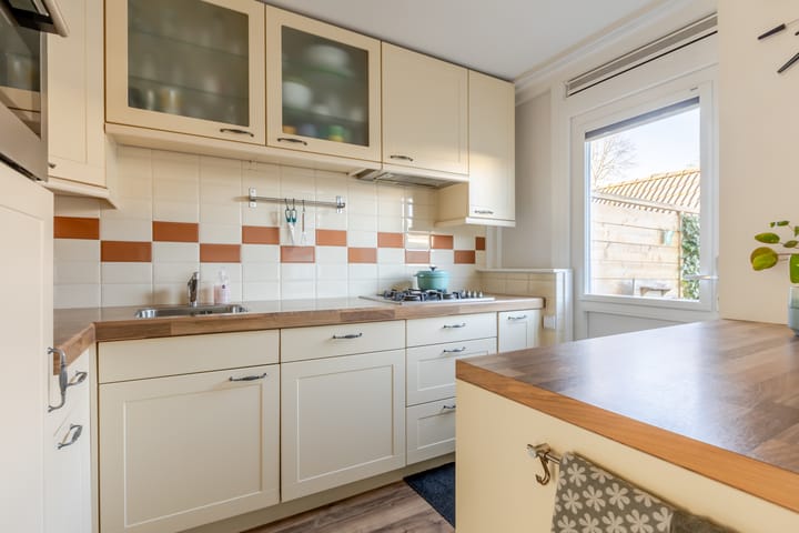 Foto 15 van Leeuwerikstraat 24