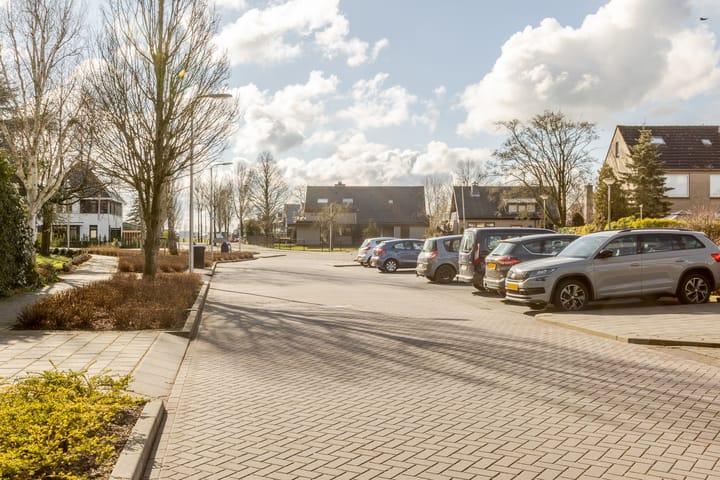 Foto 48 van Leeuwerikstraat 24