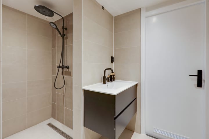 Foto 3 van Roerdompstraat 4