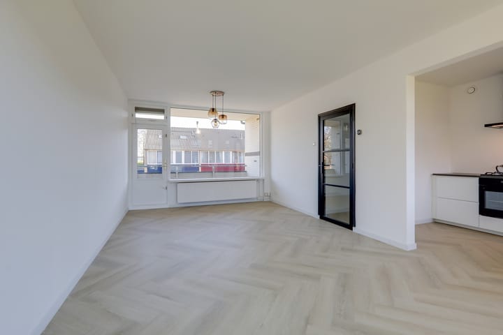 Foto 11 van Roerdompstraat 4