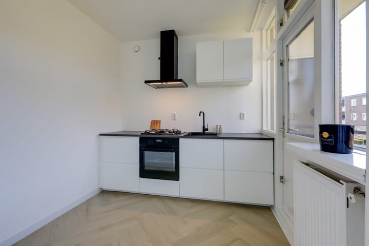 Foto 16 van Roerdompstraat 4