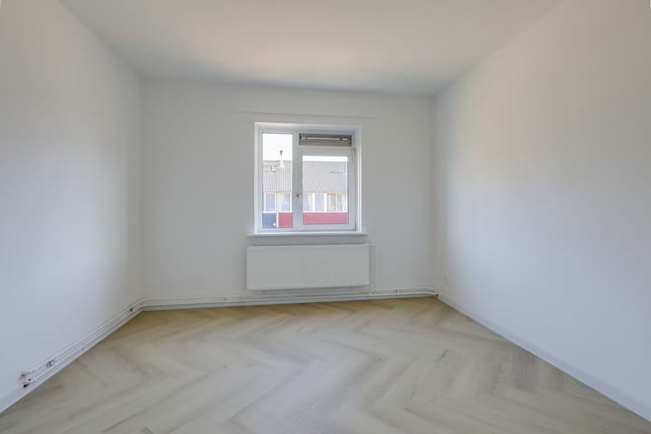 Foto 19 van Roerdompstraat 4