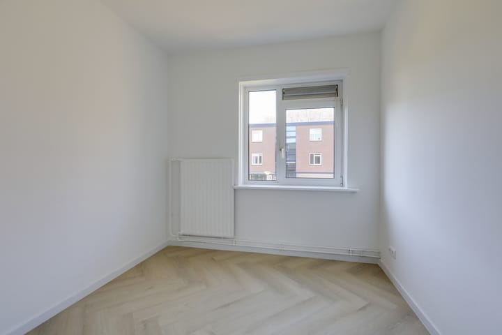 Foto 21 van Roerdompstraat 4