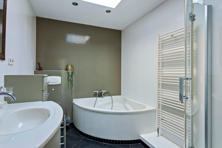 Foto 16 van Leerthouwerstraat 12