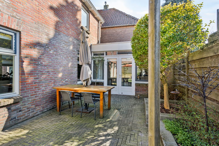 Foto 28 van Leerthouwerstraat 12