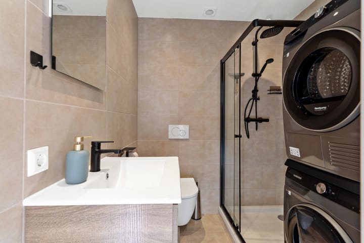 Foto 25 van Admiraal De Ruijterweg 379-2