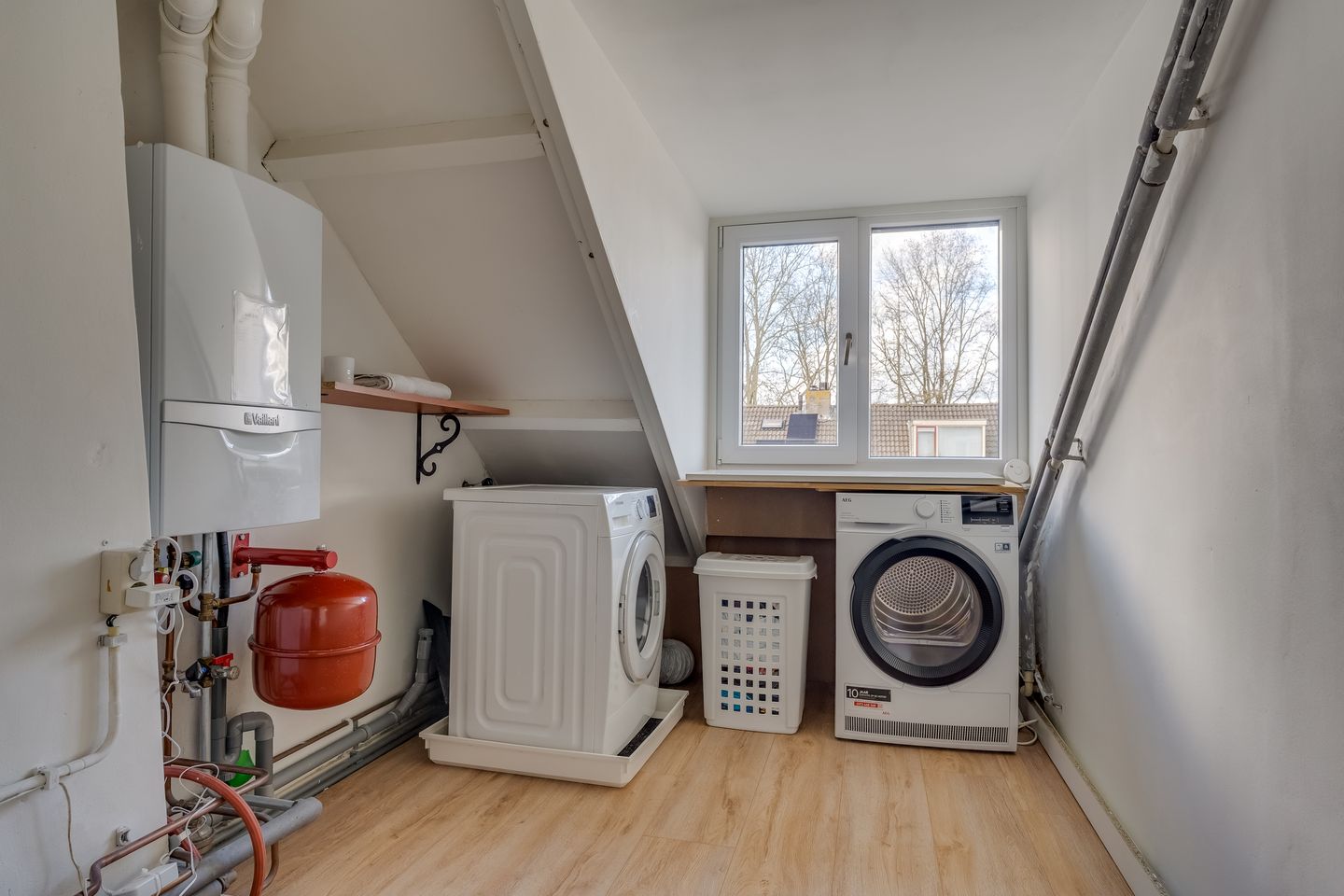 Foto 35 van Limperslaan 18