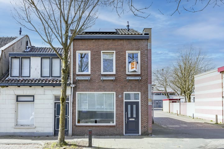 Foto 1 van Sint Annastraat 29