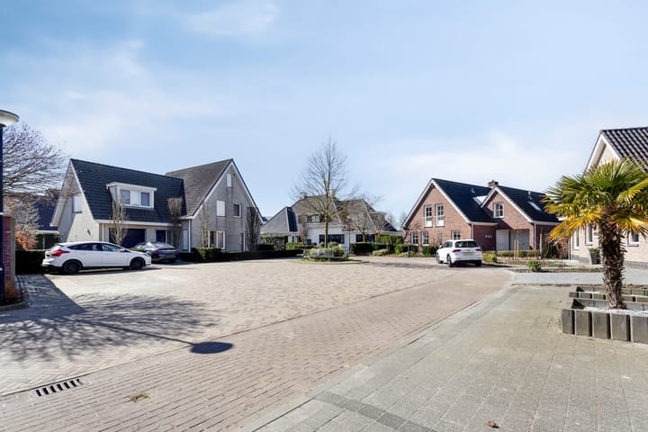 Foto 2 van Jan van Goyenplein 6