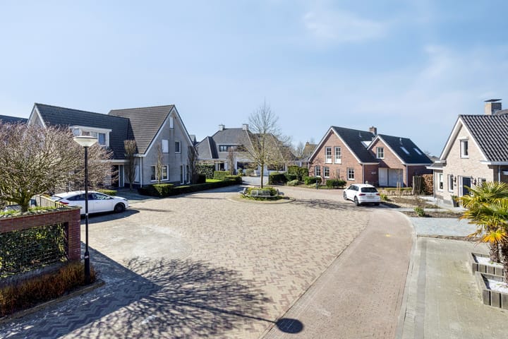 Foto 34 van Jan van Goyenplein 6