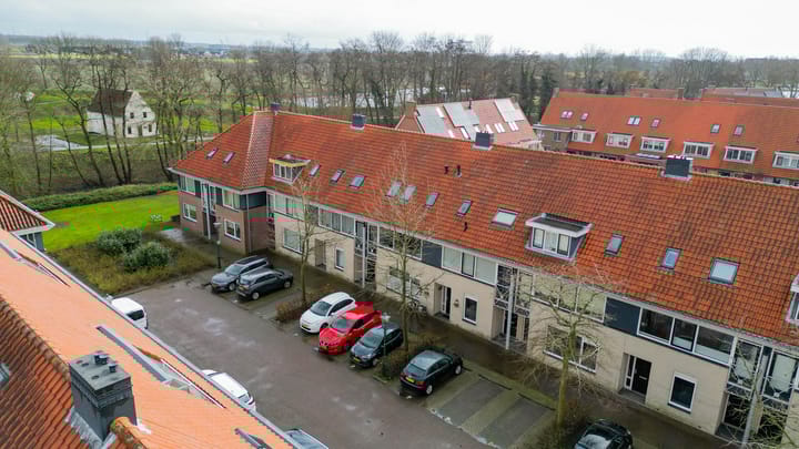 Foto 4 van Warmoezenierstraat 17