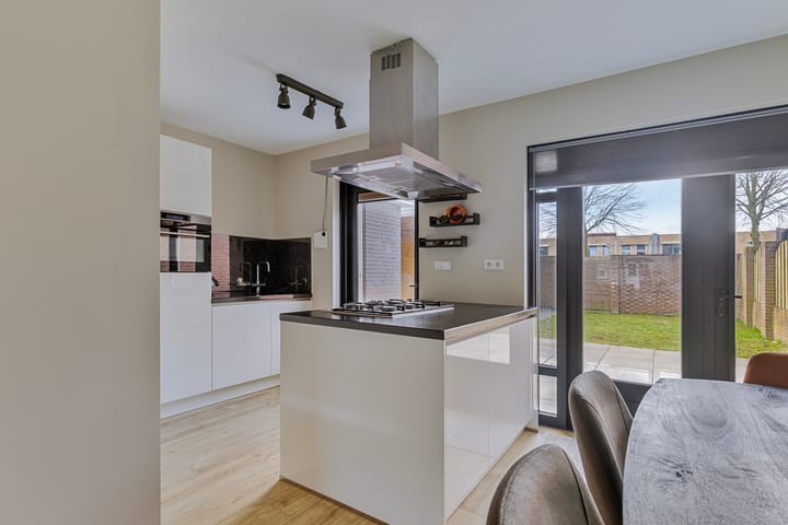 Foto 15 van Sint Walfriedstraat 28