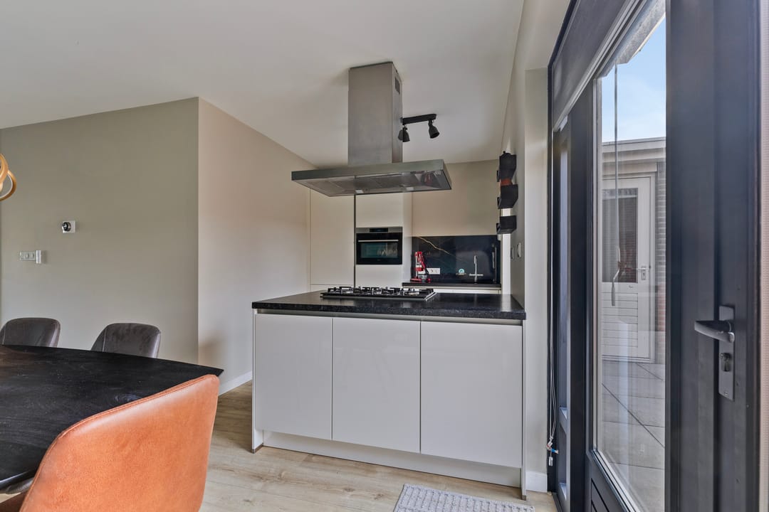 Foto 16 van Sint Walfriedstraat 28