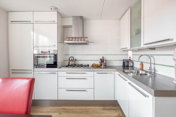 Foto 21 van Warmoezenierstraat 17