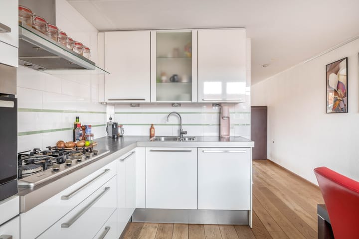 Foto 22 van Warmoezenierstraat 17