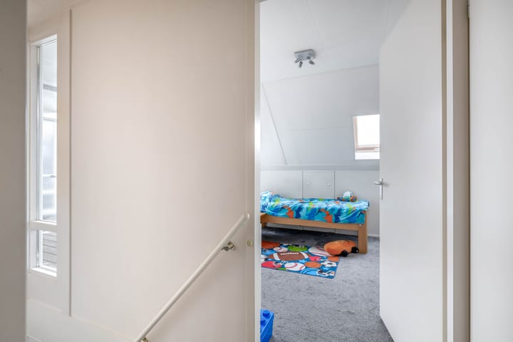 Foto 29 van Warmoezenierstraat 17