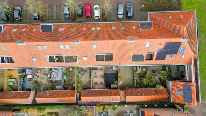 Foto 48 van Warmoezenierstraat 17