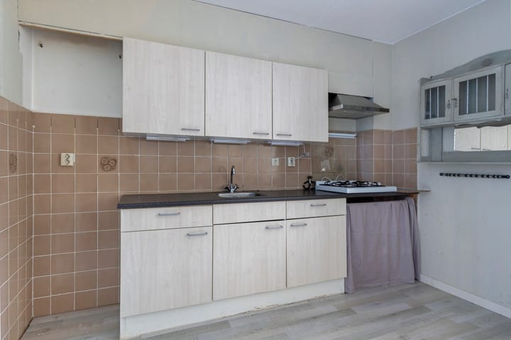 Foto 11 van Kamillestraat 7