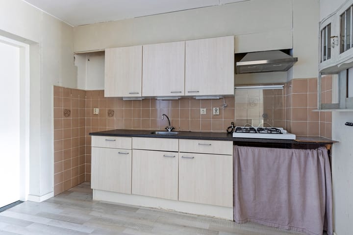 Foto 12 van Kamillestraat 7