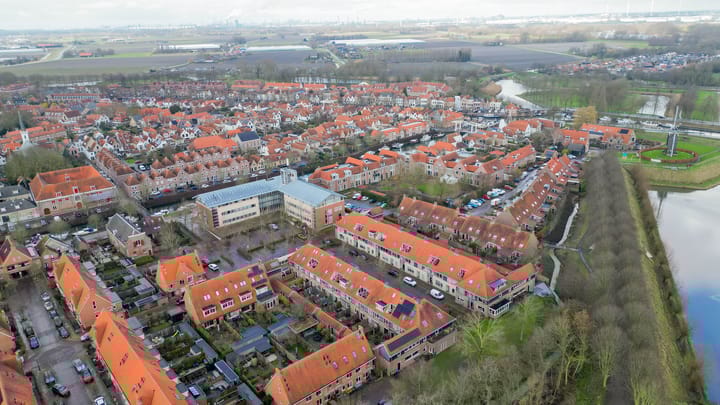 Foto 56 van Warmoezenierstraat 17