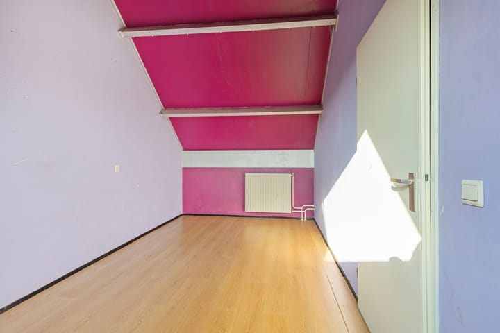 Foto 25 van Kamillestraat 7