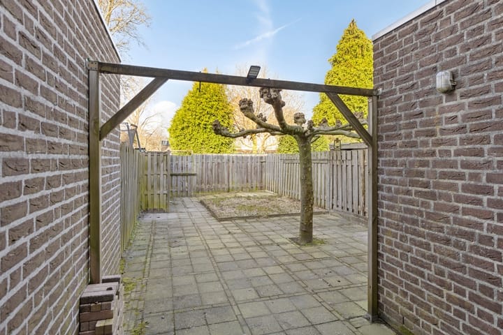 Foto 28 van Kamillestraat 7