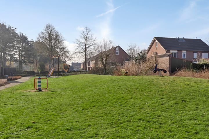 Foto 38 van Kamillestraat 7