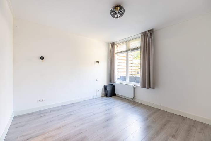 Foto 19 van Wrangelaan 19-E