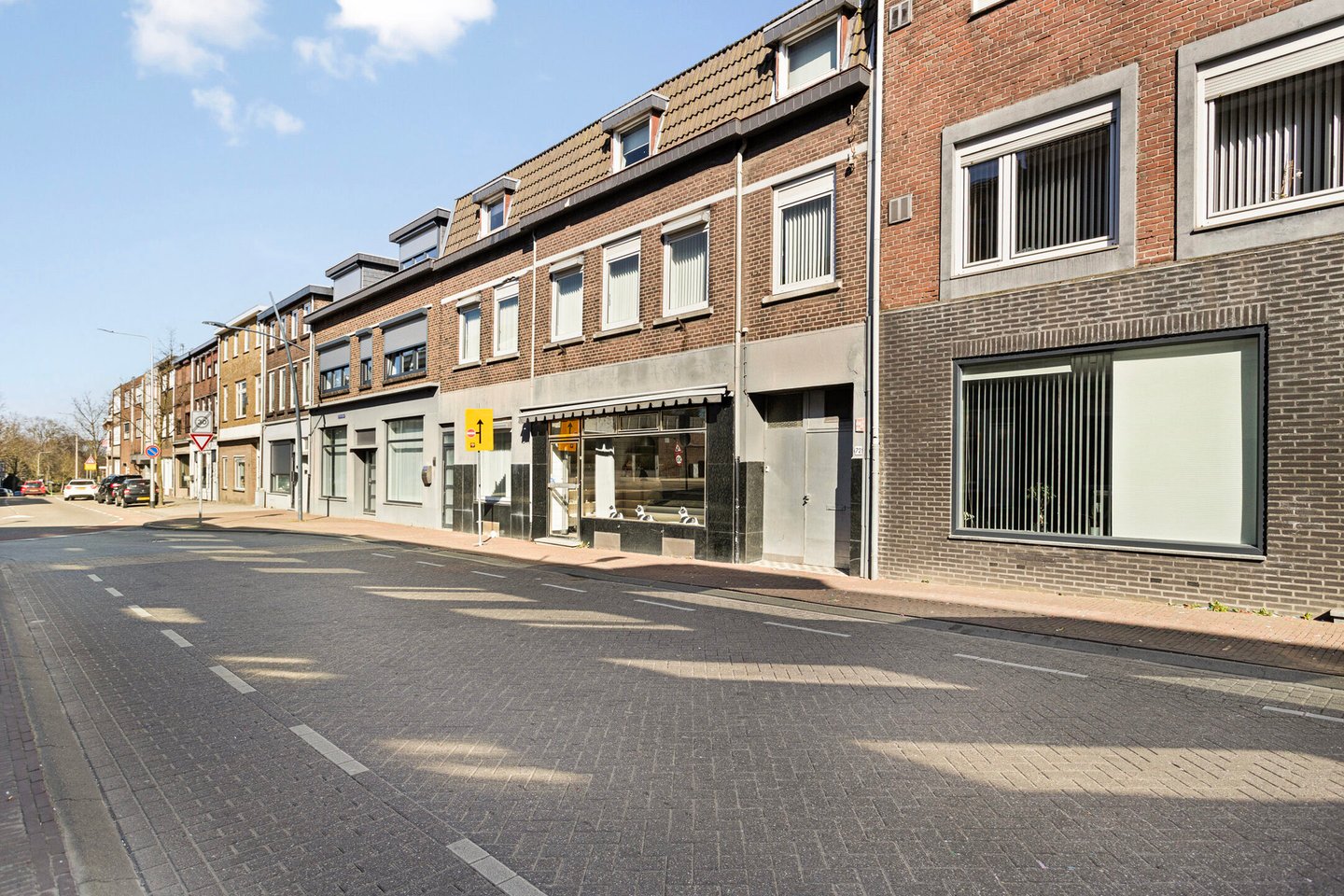 Bekijk foto 1 van St.Pieterstraat 72