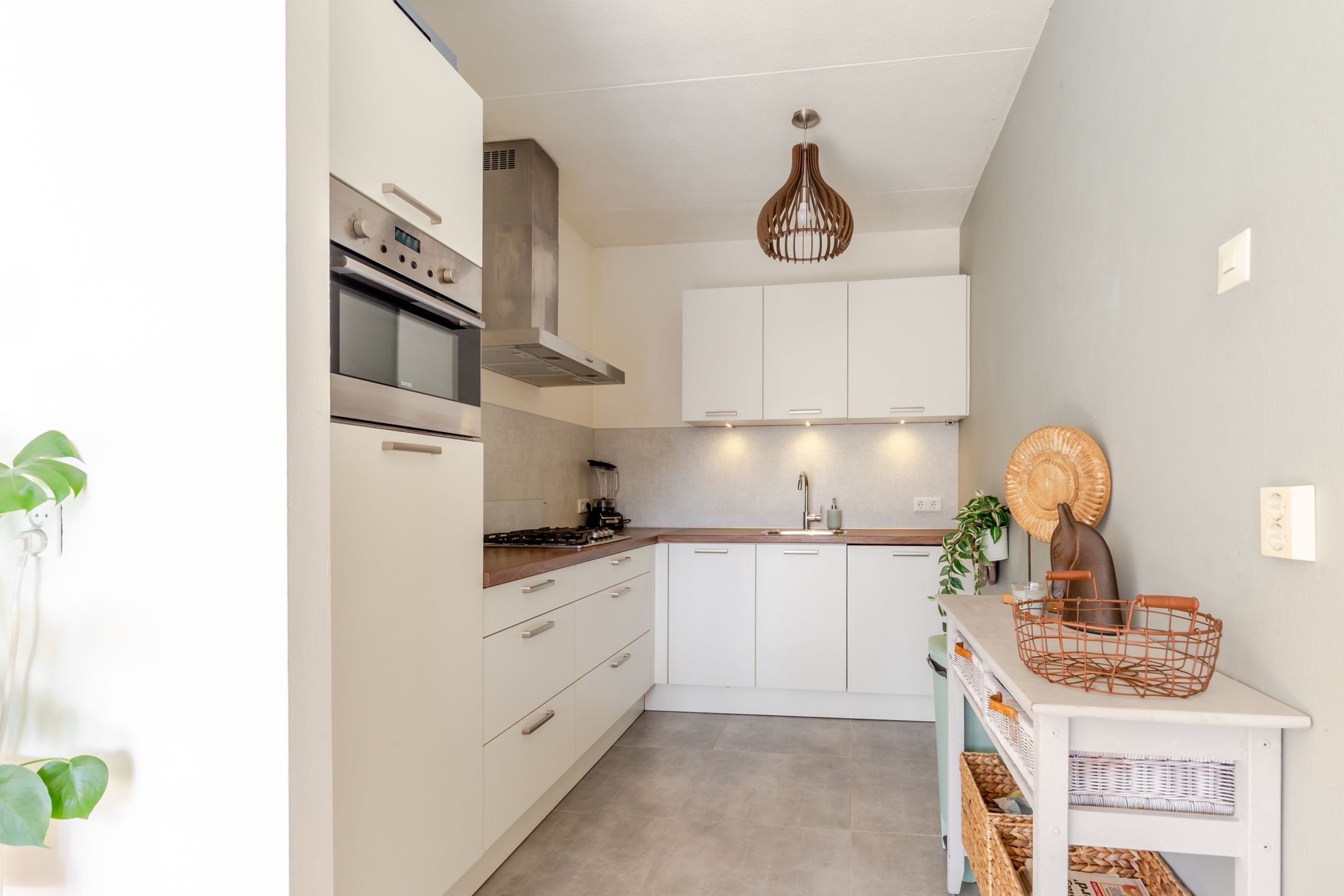 Foto 12 van Weegbreestraat 130