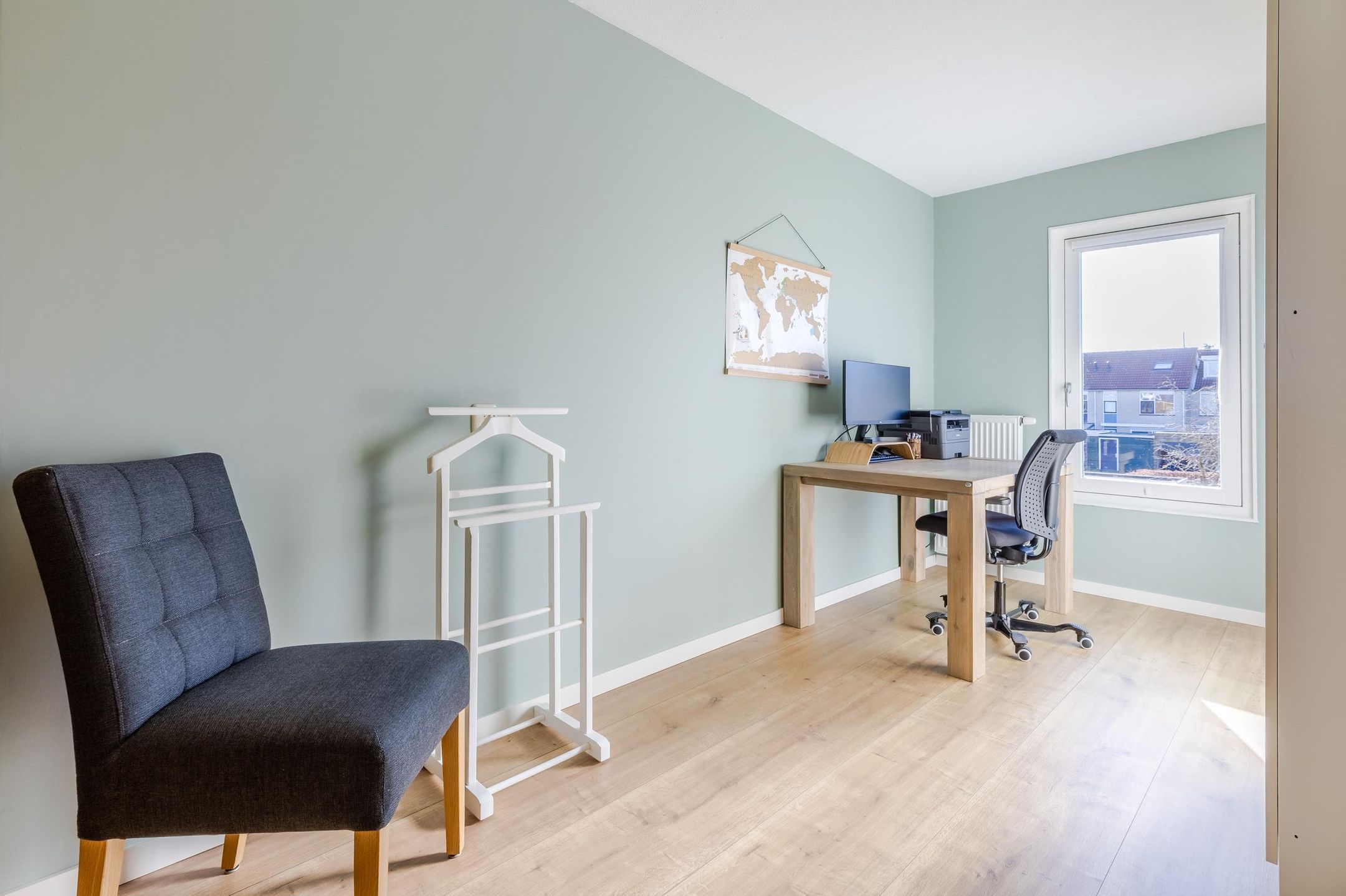 Photo 24 of Weidekruidveld 17