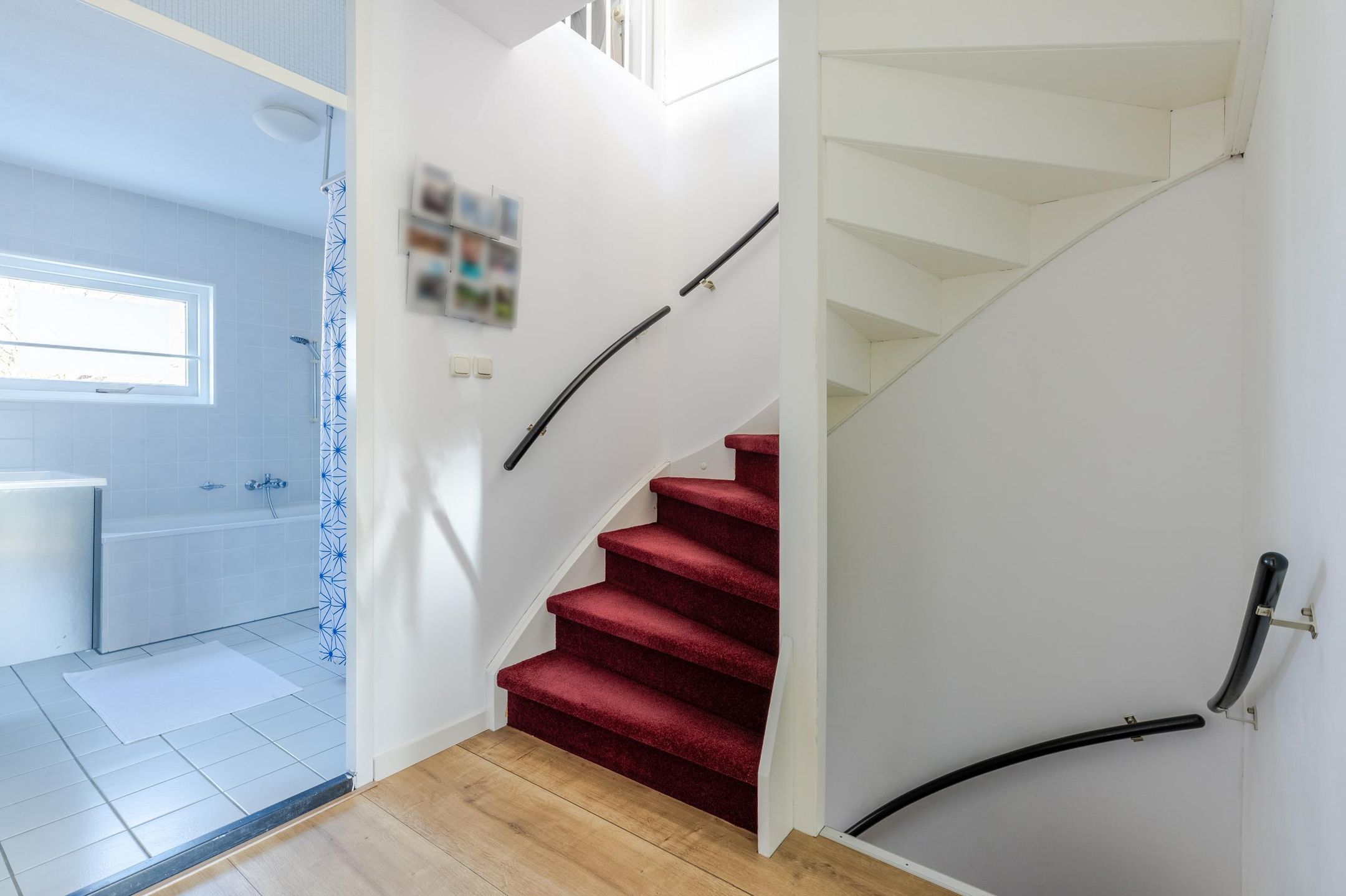 Photo 27 of Weidekruidveld 17