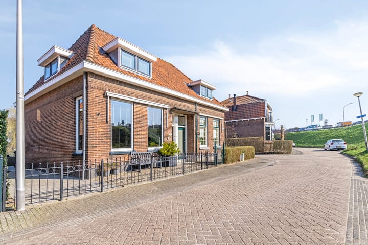 Foto 35 van Waalsingel 11