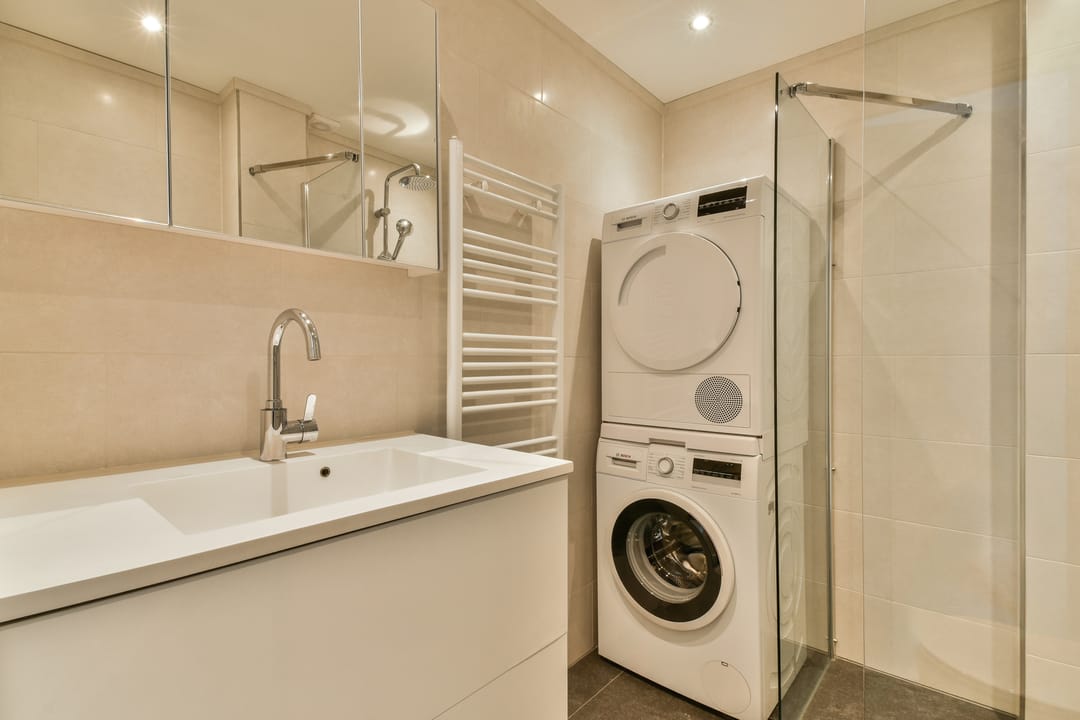 Photo 11 of Jasper Leijnsenstraat 4-2