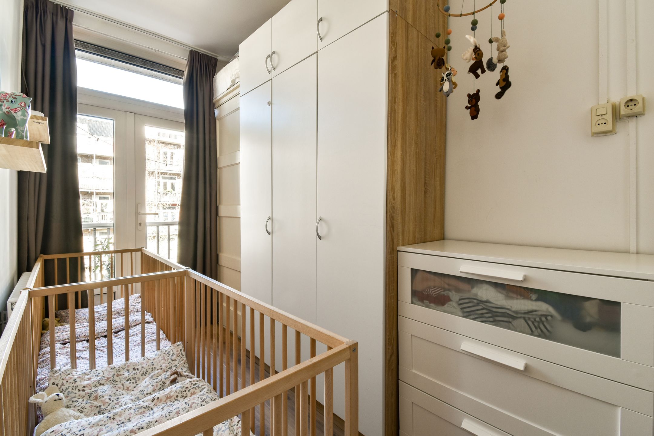 Photo 15 of Jasper Leijnsenstraat 4-2