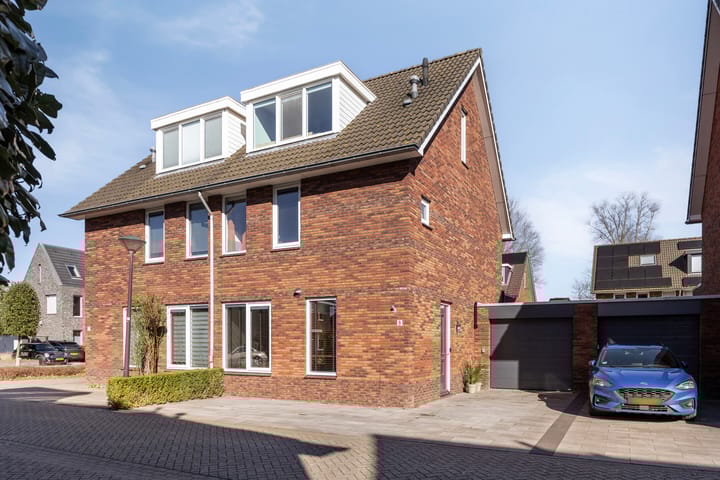 Foto 1 van Zevenster 8