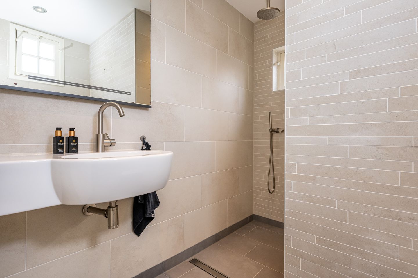 Foto 20 van Enkele Ring 83