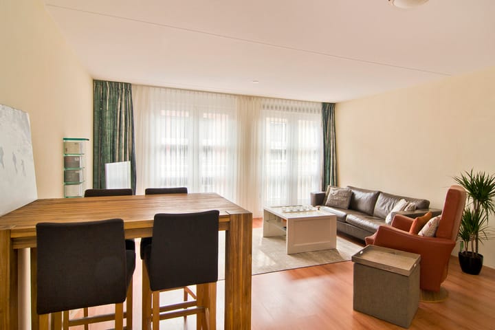 Foto 12 van Damstraat 40