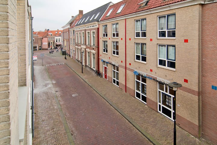 Foto 22 van Damstraat 40