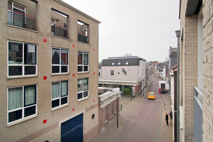 Foto 23 van Damstraat 40