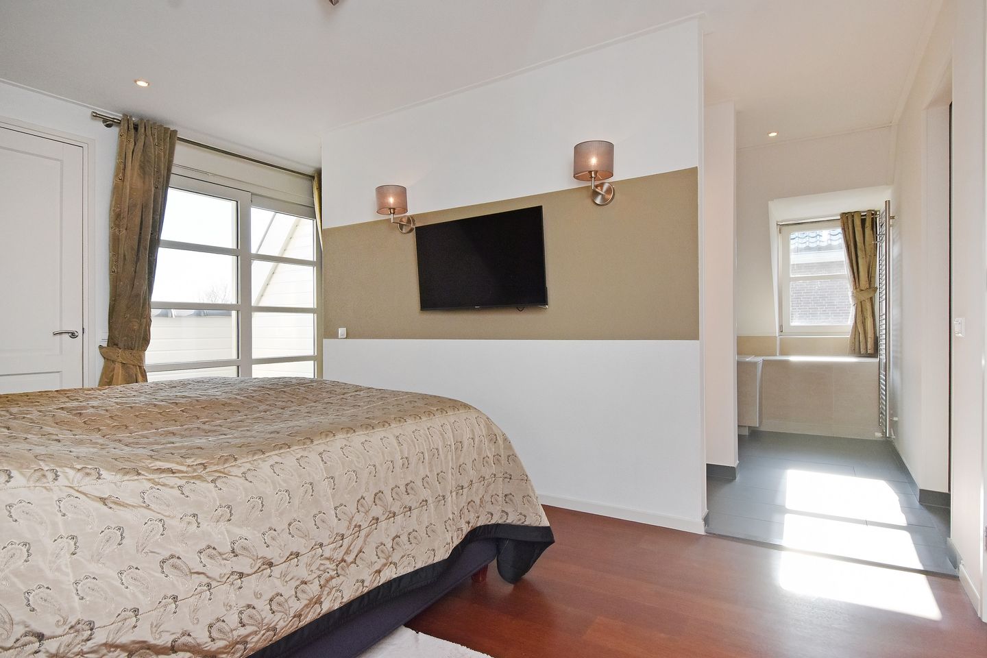 Foto 25 van De Harnasch 41