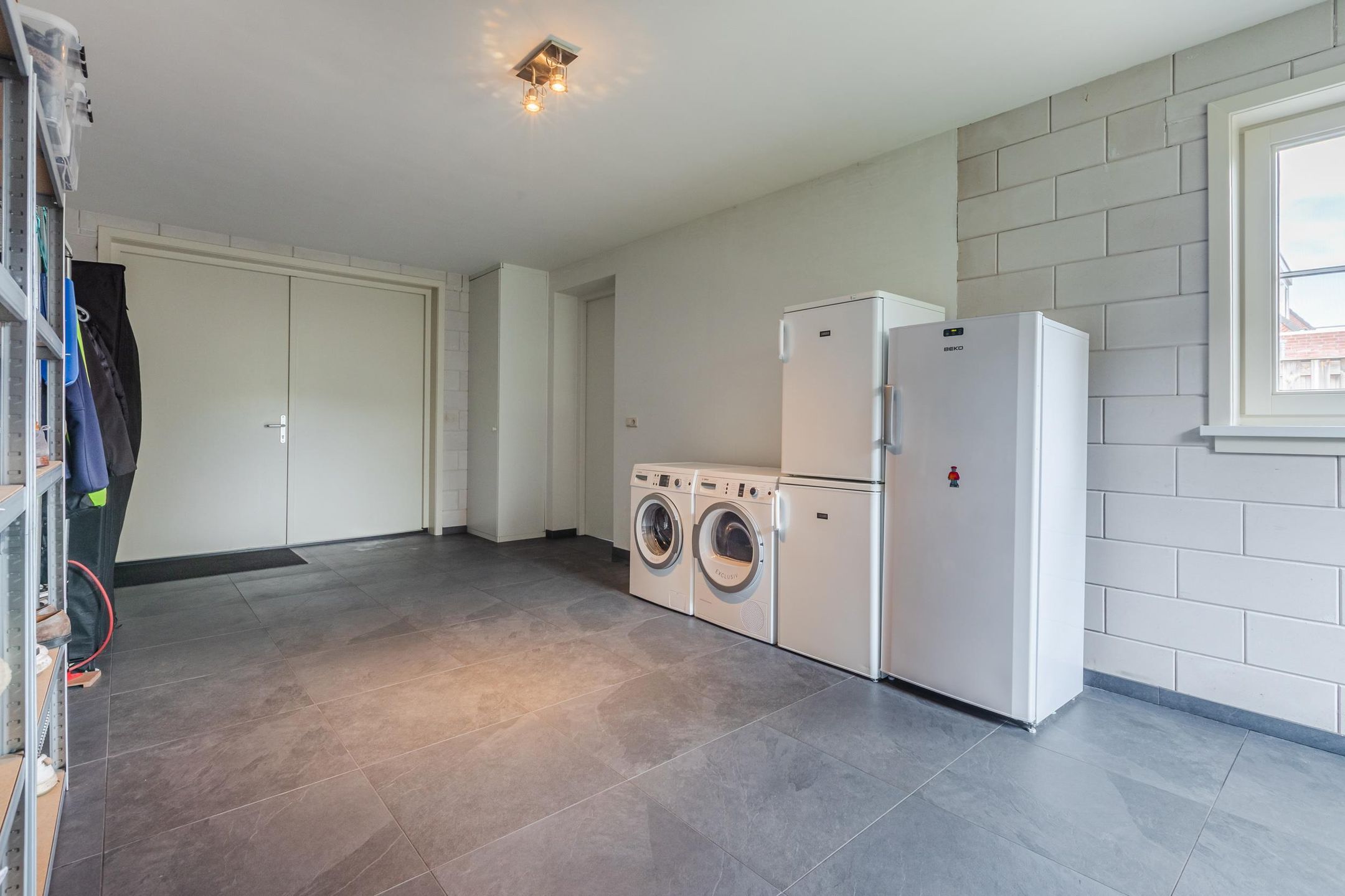 Photo 15 of Hofstraat 15