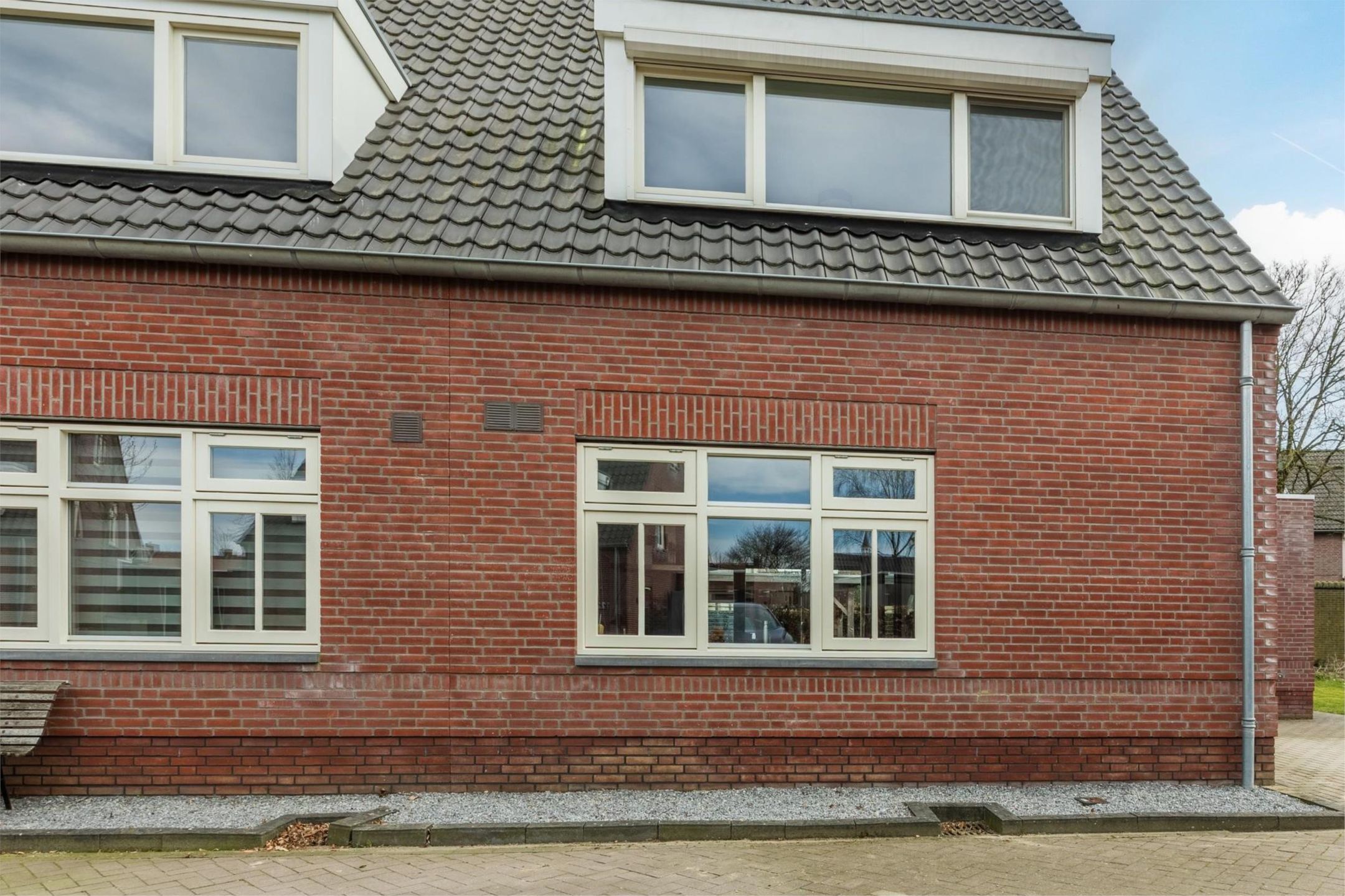 Photo 39 of Hofstraat 15