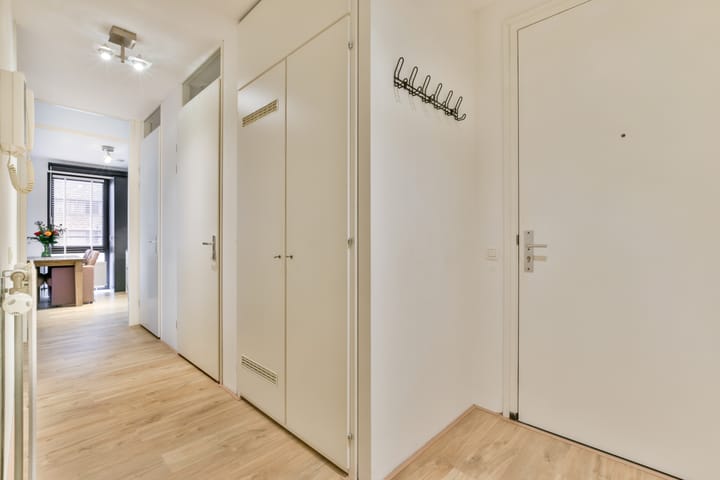 Foto 7 van Bezaanjachtplein 9